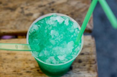 nar şurubu nane içki