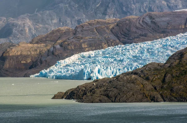 在智利巴塔哥尼亚Torres Del Paine西行路线拍摄的灰色冰川 — 图库照片