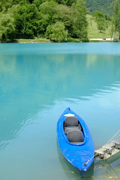 En Na Soci turkuaz suları