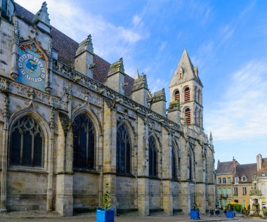 Autun Saint Lazare katedralde
