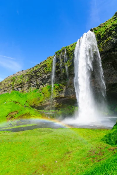 Wasserfall Seljalandsfoss, Südisland — Stockfoto