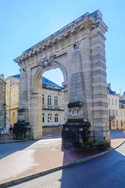 Puerta de San Nicolás, en Beaune — Foto de Stock