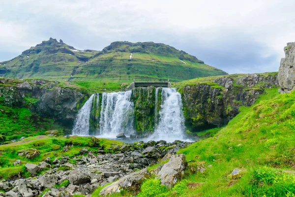 A Kirkjufellsfoss-vízesés — Stock Fotó