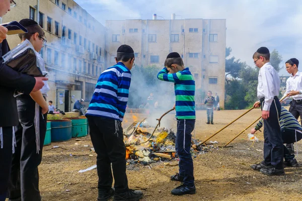 Biur Chametz en Haifa, Pascua 2017 — Foto de Stock