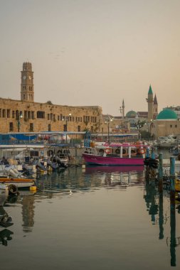 Eski şehrin Acre (Akko limanda Balık tutma)