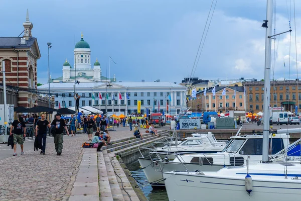 Porto Sul, mercado, salão de cidade, Catedral do Lutheran, em Helsínquia — Fotografia de Stock