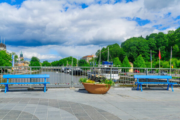 Theatre bridge, in Turku