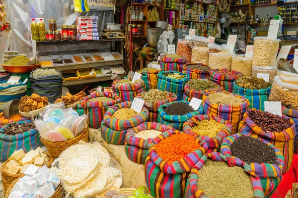 Krydderier på markedet, i Acre (Akko ) - Stock-foto