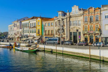 Kanallar ve tekneler Aveiro