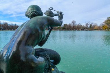 Alfonso XII, Madrid anıt