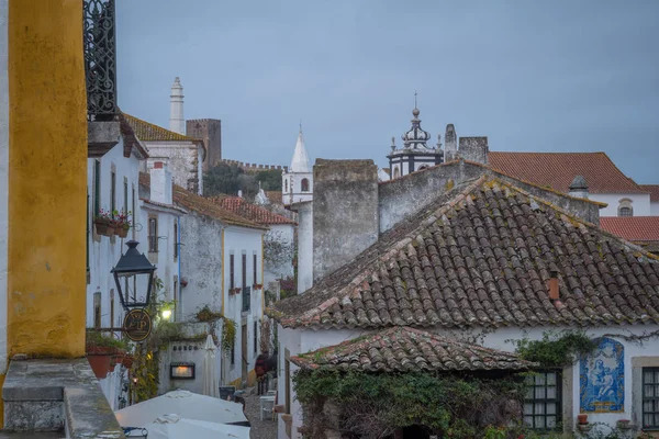 Vicolo nel centro storico, Obidos — Foto Stock