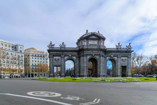 Puerta de Alcala, in Madrid — Stockfoto
