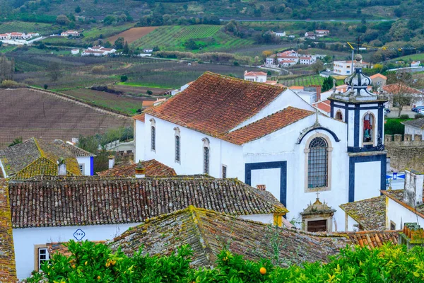 Vista para o telhado da cidade velha, em Óbidos — Fotografia de Stock