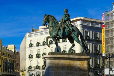 Kral Charles III, Puerta del Sol, Madrid anıt