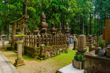 Okunoin Mezarlığı, Koya Dağı (Koyasan Dağı)