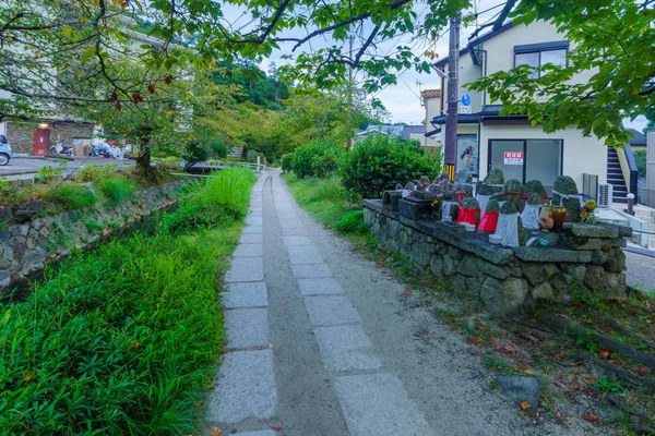 Путь философов (Tetsugaku no michi) в Киото — стоковое фото