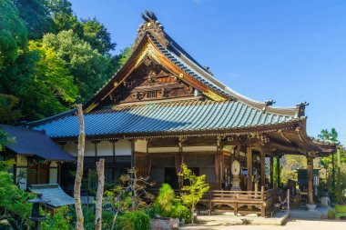 Miyajima 'daki Daisho-in tapınağı kompleksi.