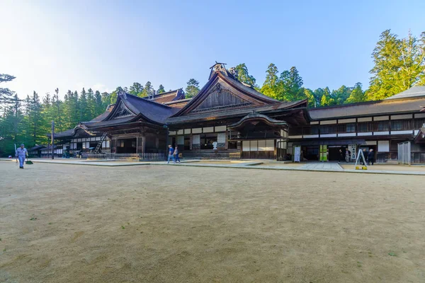 Higashimonův buddhistický chrám na hoře Koya (Koyasan) — Stock fotografie
