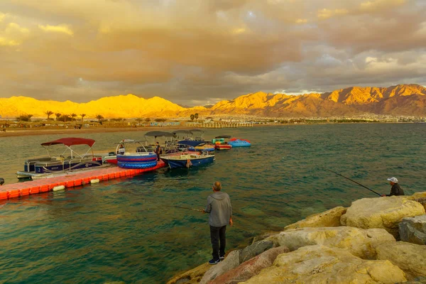 Yeni marina ve otellerin günbatımı manzarası, Eilat — Stok fotoğraf