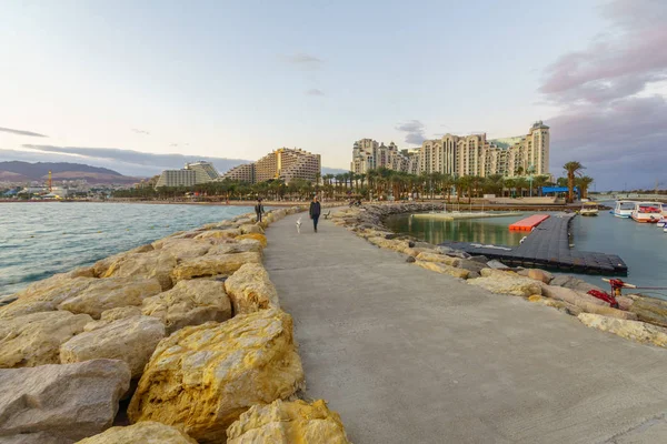 Sunset scene of the new marina and hotels, Eilat — ストック写真