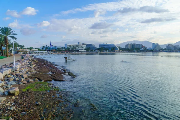 Küste, Promenade und Hotels in eilat — Stockfoto