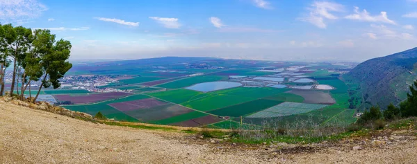 Panorama krajobrazu i krajobrazu we wschodniej części Jezreel Val — Zdjęcie stockowe