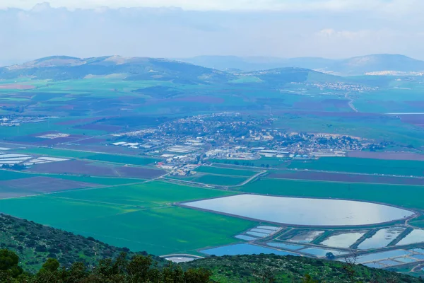 Пейзаж и сельская местность в восточной Изреельской долине — стоковое фото