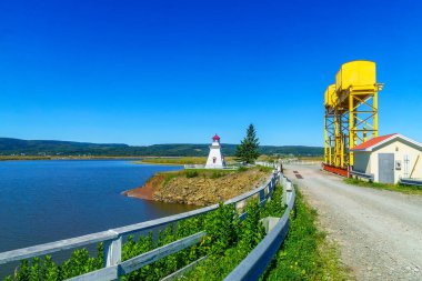 Hopewell Hill, New Brunswick, Kanada 'daki Anderson Hollow Deniz Feneri manzarası
