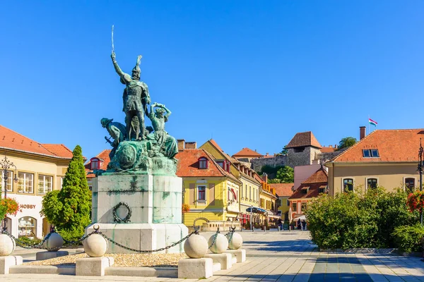 Eger Węgry Września 2013 Widok Plac Dobo Istvan Mieszkańcami Gośćmi — Zdjęcie stockowe