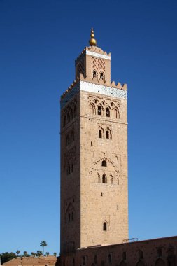 Marakeş 'teki Koutoubia Camii' nin kulesi.