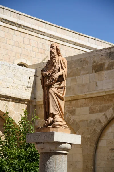 Staty av en manlig person i Israel — Stockfoto