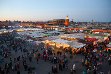 Marakeş, Fas 'taki ünlü gece marketi.
