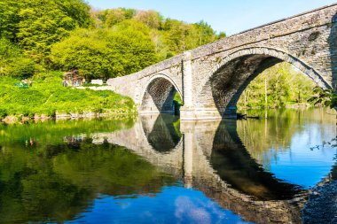 Nehir Teme köprüden Dingham