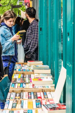 Kitapçı - Columbia yol çiçek Pazar pazar