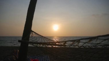 Marawilla / Sri Lanka: 03 / 05 / 2019: Hamaktan günbatımına