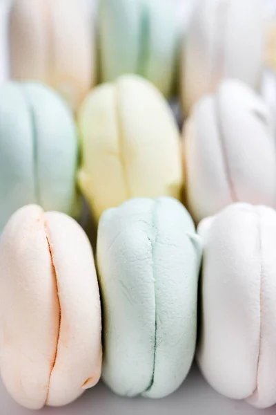 Deliciosos Marshmallows Cores Pastel Zéfiro Desajeitado Close Foco Seletivo — Fotografia de Stock