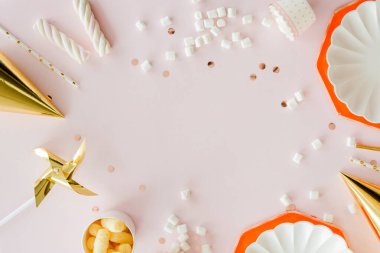 Doğum günü partisi malzemeleri