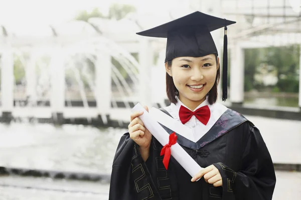 Woman Graduation Robe Posing Camera — Stock Photo, Image