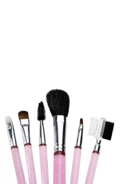 Basit bir makyaj aplikatörü seti.