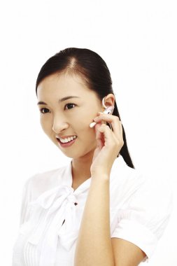 Elle serbest çalışan bir iş kadını