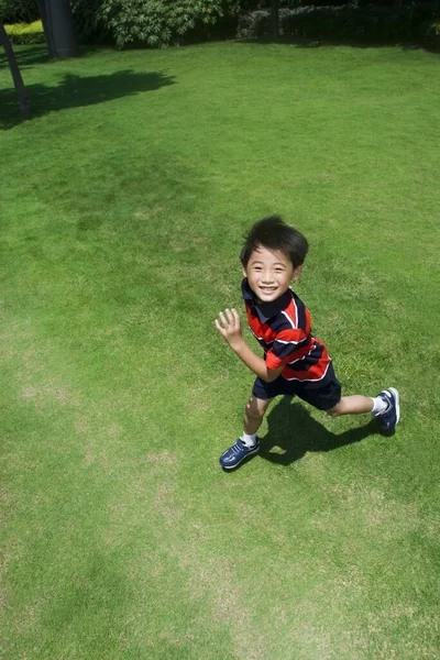 Boy Running Park — Stock Photo, Image