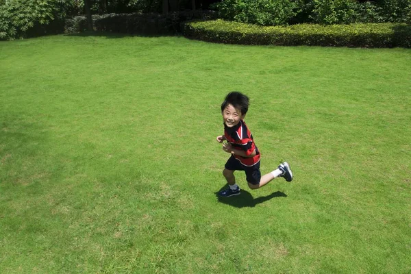 Boy Running Park — Stock Photo, Image