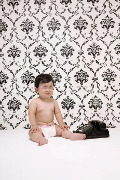 Sad Baby Girl Sitting Vintage Telephone — Stock Photo, Image