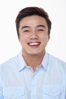 Beyaz arka planda izole edilmiş bir adamın yüz ifadesi