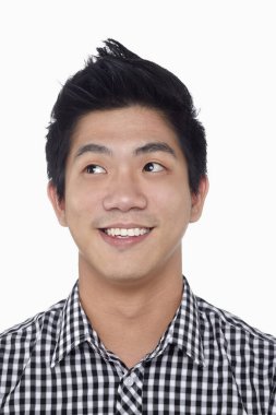 Beyaz arka planda izole edilmiş bir adamın yüz ifadesi