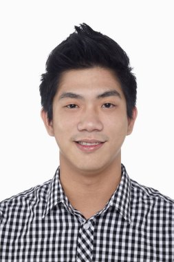 Beyaz arka planda izole edilmiş bir adamın yüz ifadesi