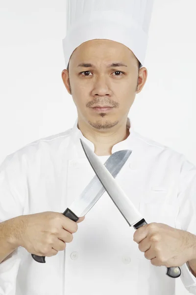 Chef Asiático Frustrado Con Cuchillos — Foto de Stock