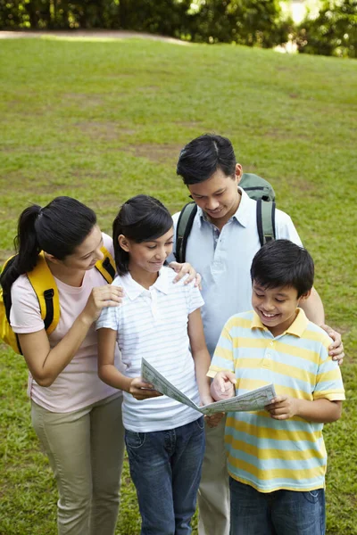 Familia Viaje Aventura Juntos — Foto de Stock