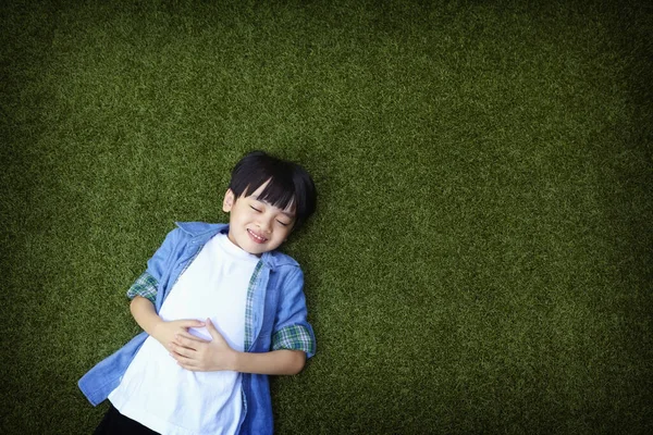Boy Lying Grass — Stock Photo, Image