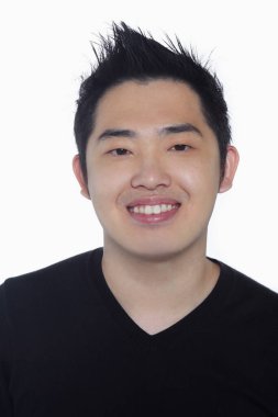 Beyaz arka planda izole edilmiş bir adamın yüz ifadesi